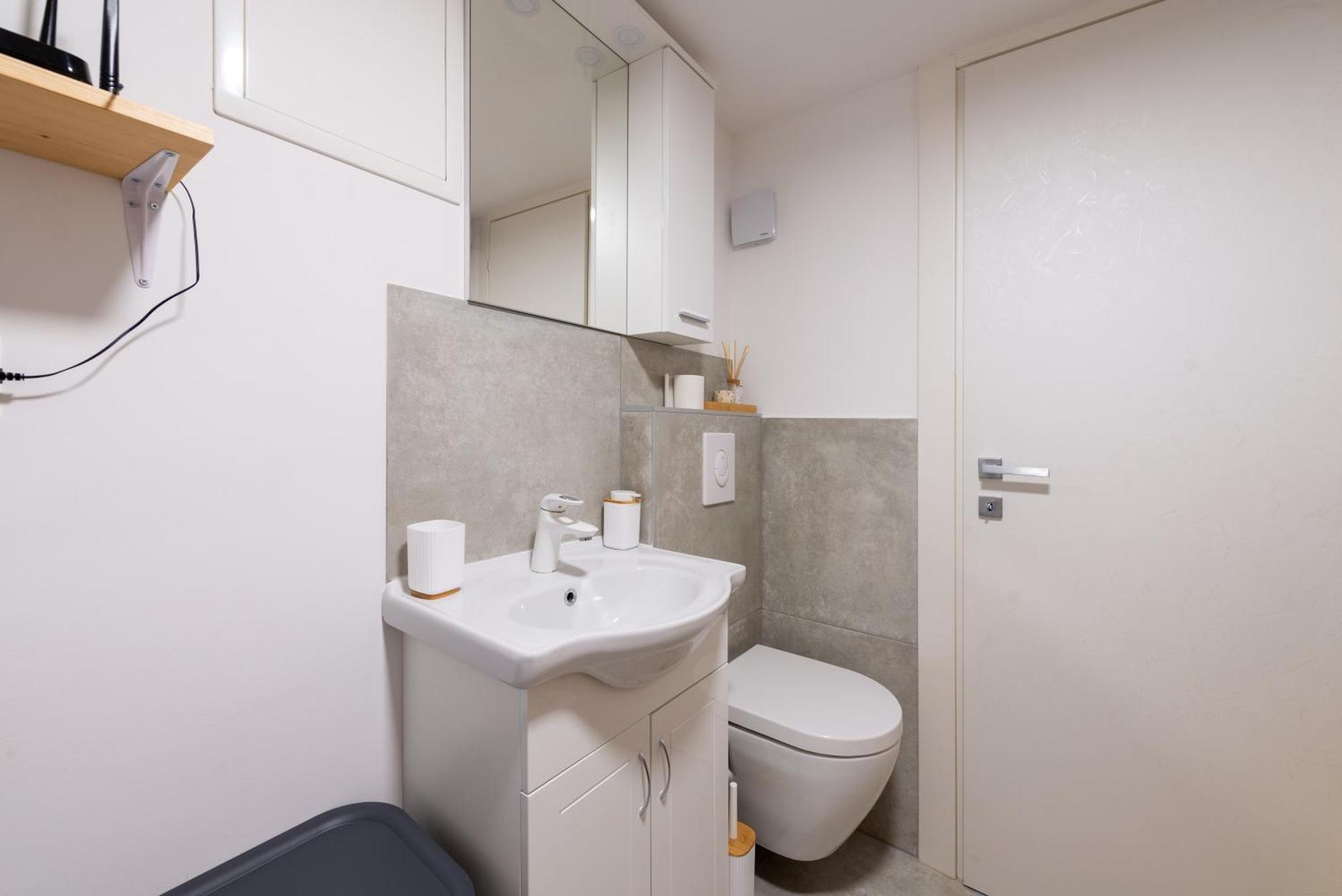 Apartman Noa คาสตาฟ ภายนอก รูปภาพ